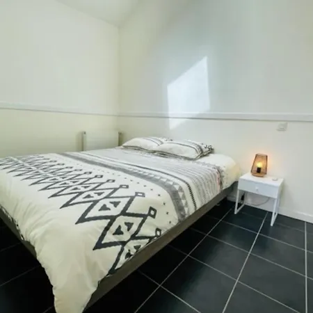 Bright With Terrace In Apartamento La Rochelle (Charente-Maritime)